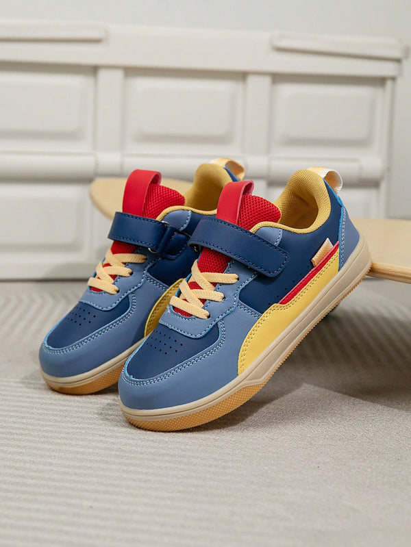1 Pair Kids Mid-Top Sneakers