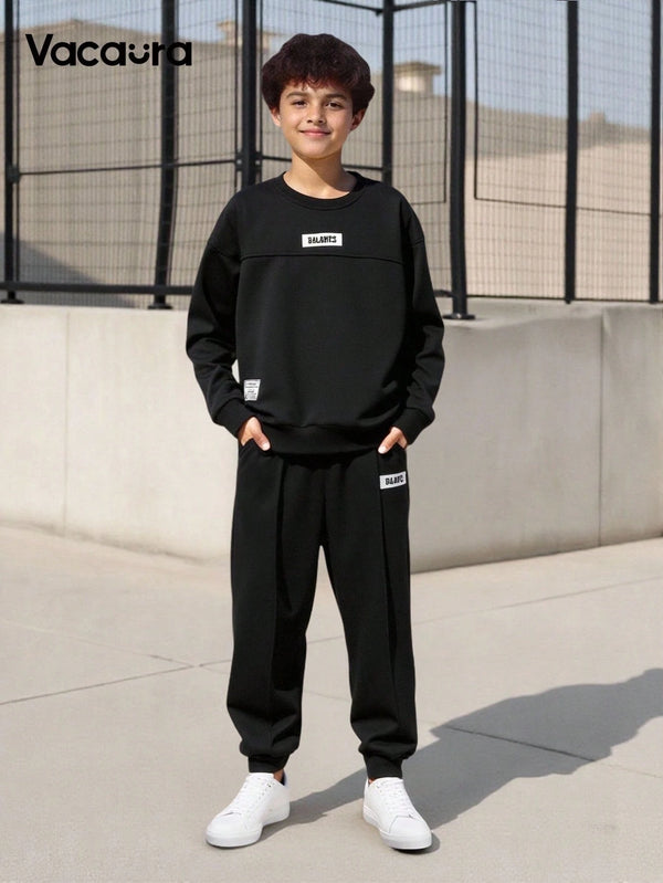 Boys Graphic Print Crew Neck Sweatshirt And Sweatpants Set